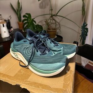 Topo Cyclone 2 Women’s 10.5